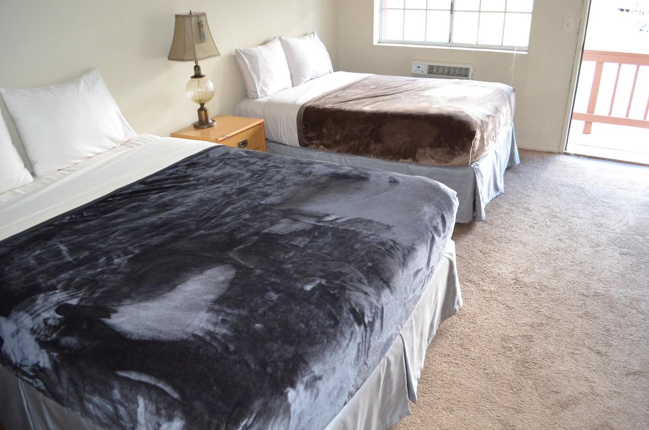 Deep Creek Motel Running Springs 外观 照片